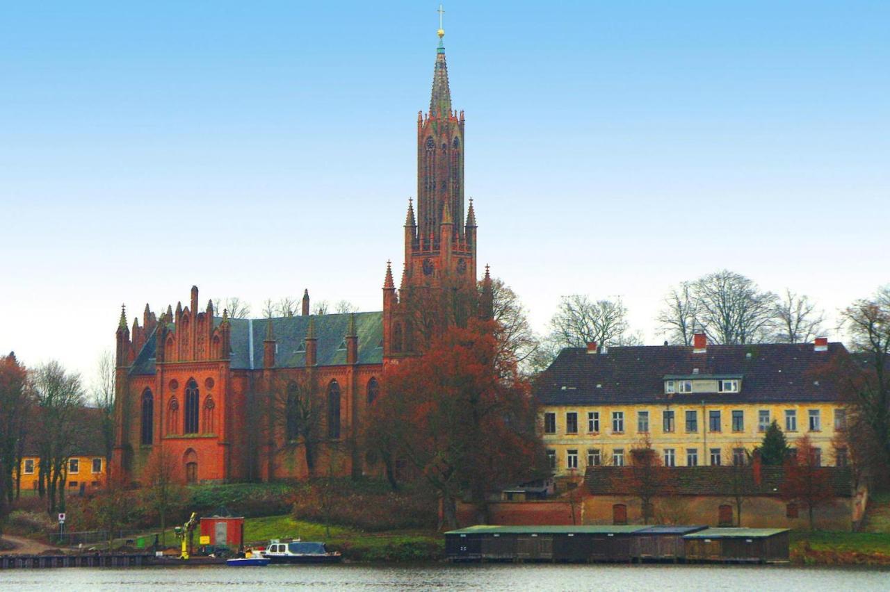 Apartment, Malchow マルヒョー エクステリア 写真